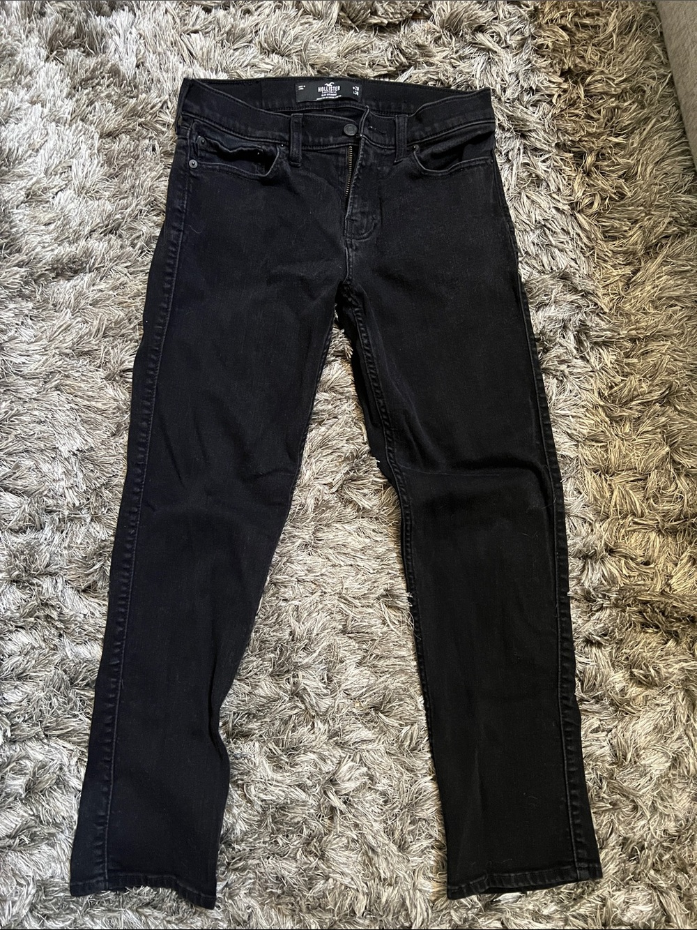 Hollister Men’s Slim Straight Leg Jeans